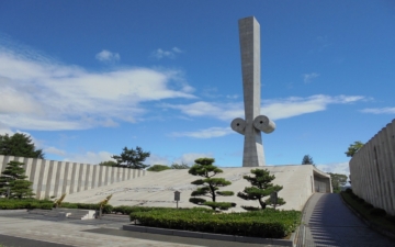 Gedenkturm für Bombenopfer des Zweiten Weltkriegs