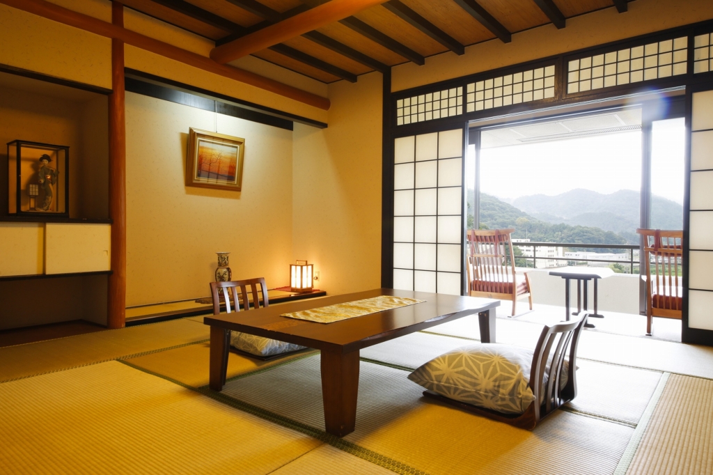 Himeji Castle, Hot Springs, and Great Food! 5 Excellent Hotels in